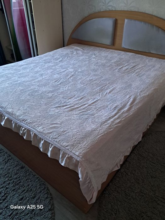 Покривала  великих розмірів.