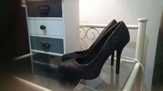 10 zl Buty r 36-36,5 NOWE Reserved