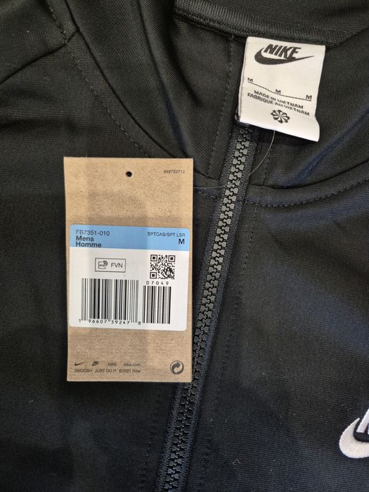 Спортивный костюм Nike FB7351-010 original