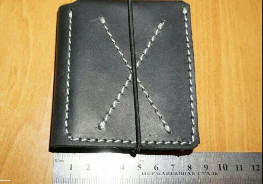 Новый кожаный кошелек портмоне для спорта