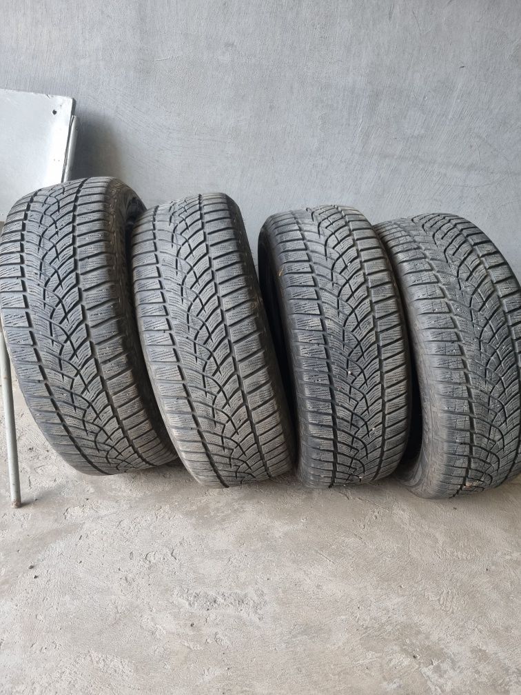 Преміум зимні шини GoodYear UltraGrip Performance+ 225/55 r17 2021 рік