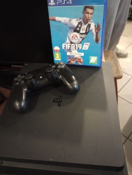 PS4 konsola slim zestaw PlayStation 4