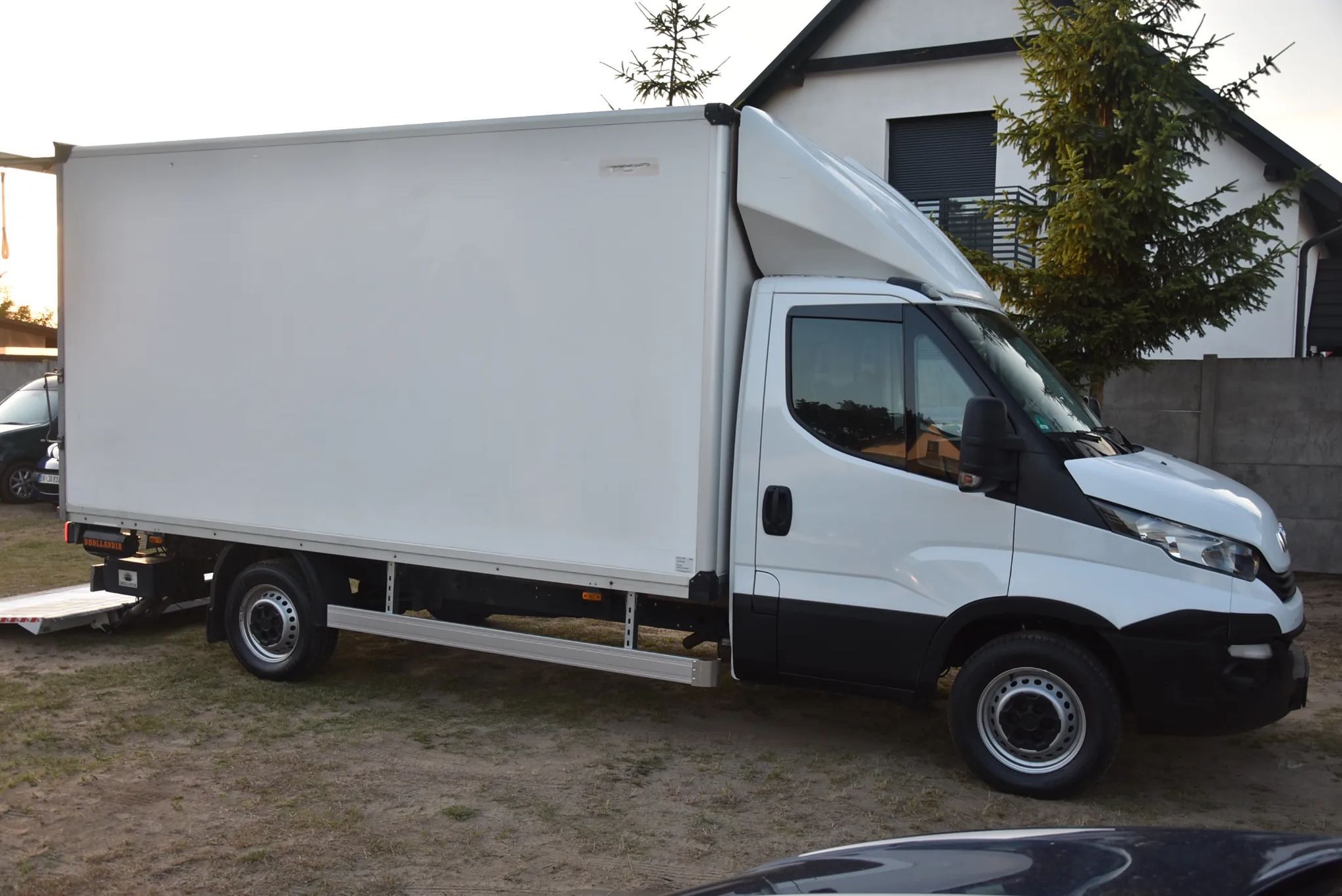 kontener z windą Dhollandia Dayli,Ducato,Master,Transit