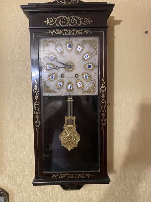 Старовинний настінний годинник ( Г. Мозеръ)