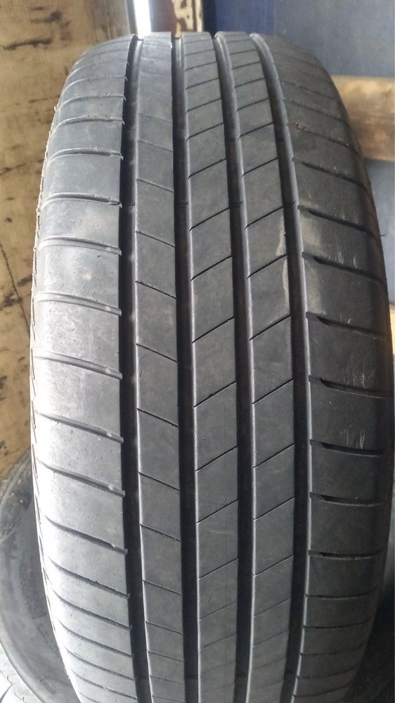 Продам BRIDGESTONE TURANZA T005 265/65 R17