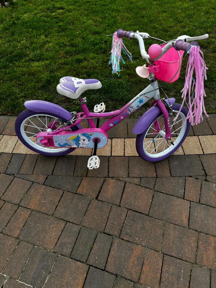 rower dzieciecy różowy