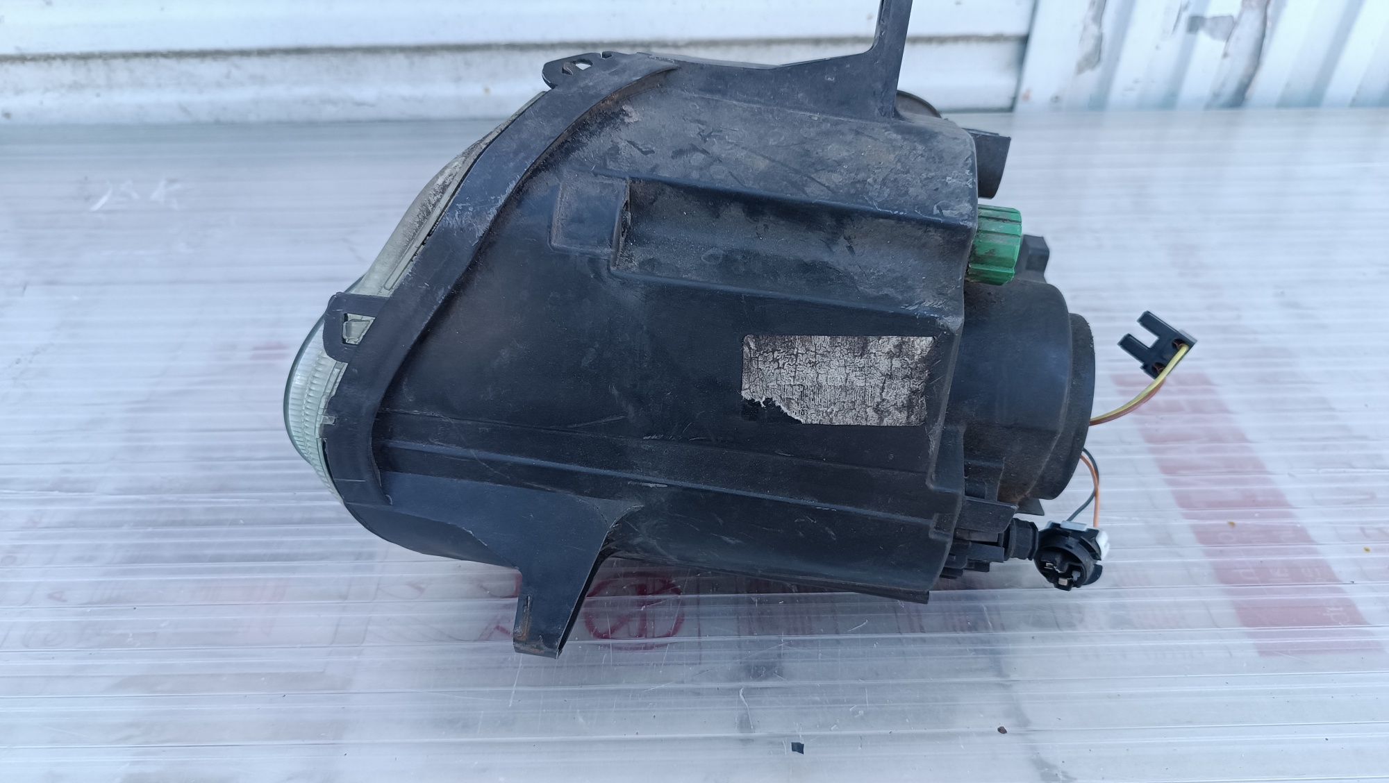 Vendo farol de nevoeiro direito de Fiat 500 ano 2015/20