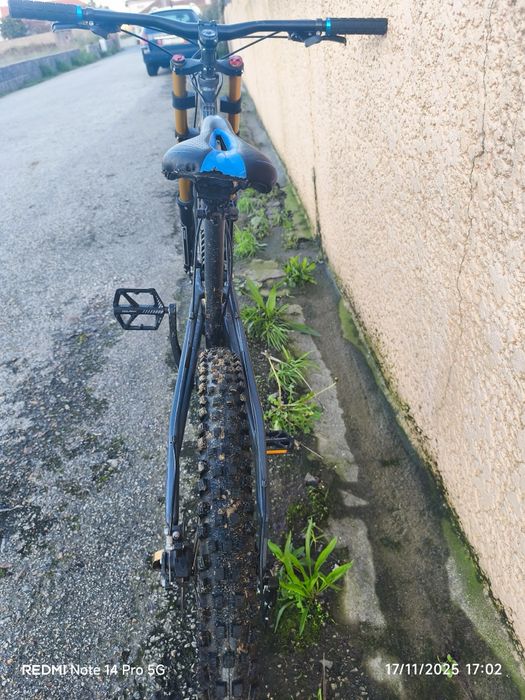 Bicicleta de Downhill