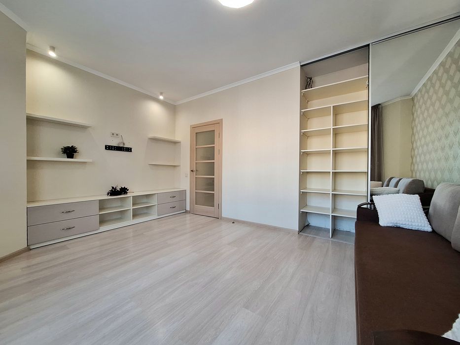 Простора 2 кім квартира в ЖК Софія Сіті,  67 м2, Є 3 РОКИ