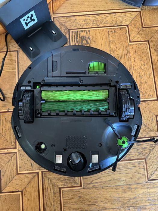 Робот пылесос iRobot Roomba Combo 2 штуки