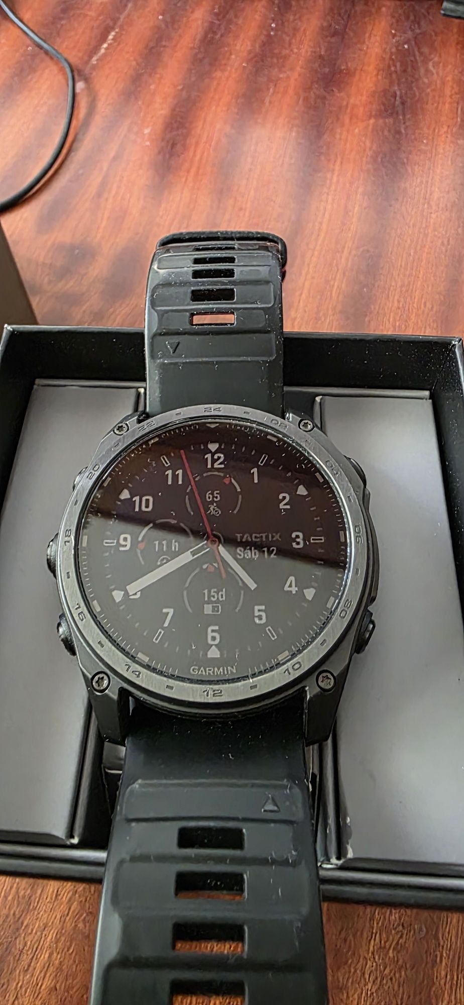 Vendo garmin tactix 8 solar