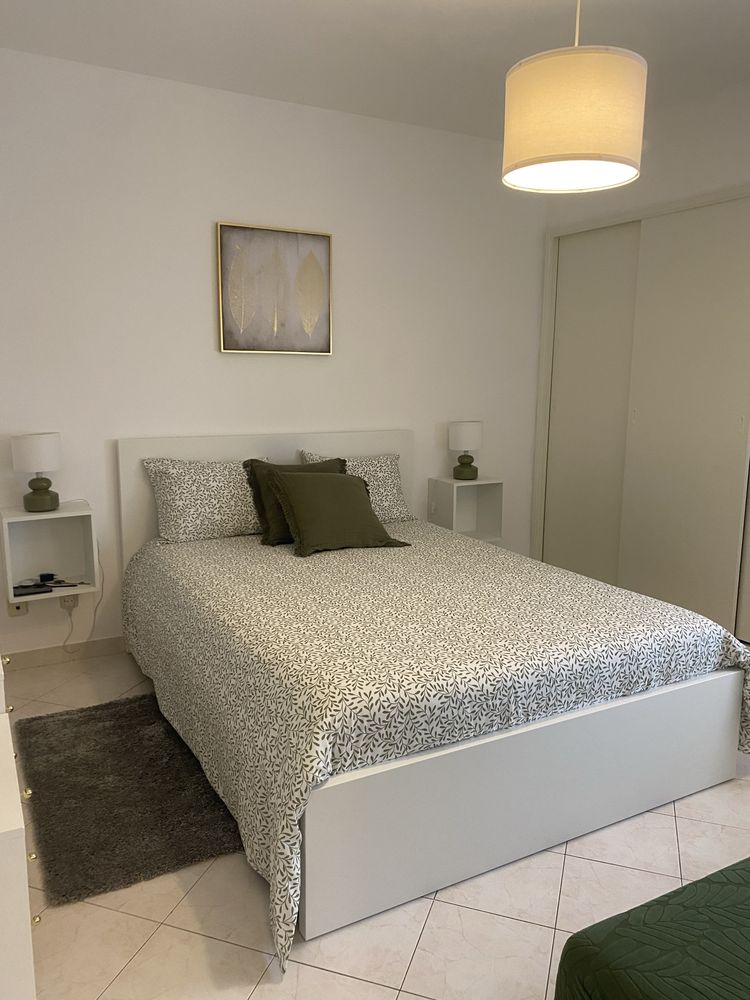 Ferias  Praia do Carvoeiro-Lagoa Disponivel apartir de 7 a 21 setembro