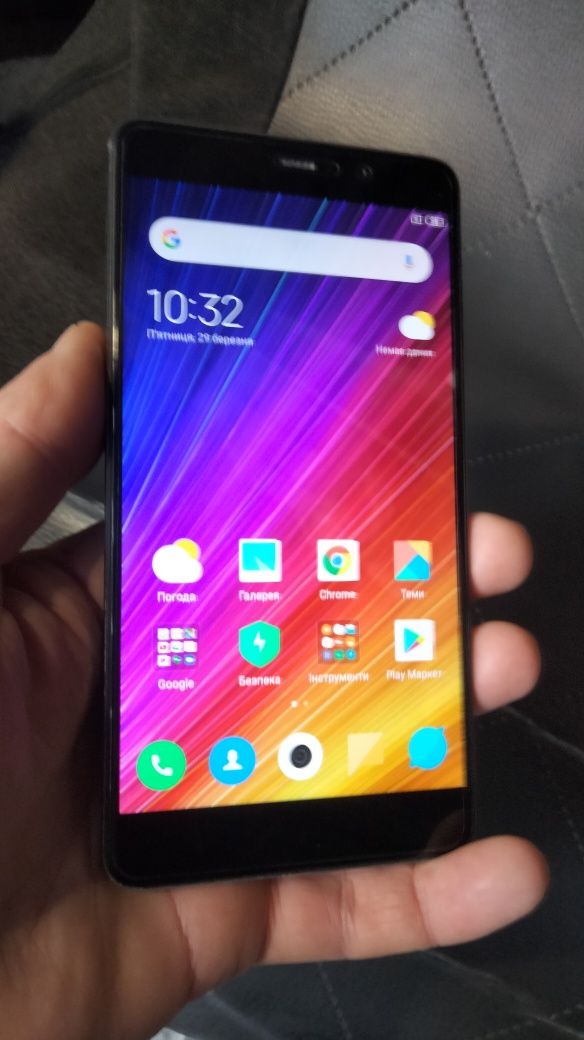 Xiaomi Mi5S Plus  в ідеальному стані.