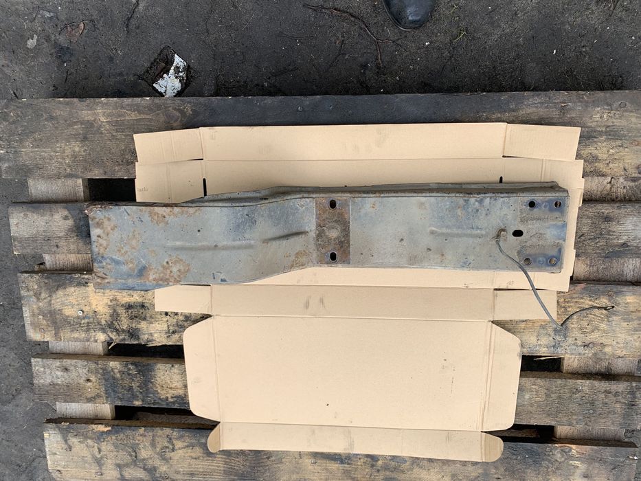 Belka podpora skrzyni biegów Grand Vitara I