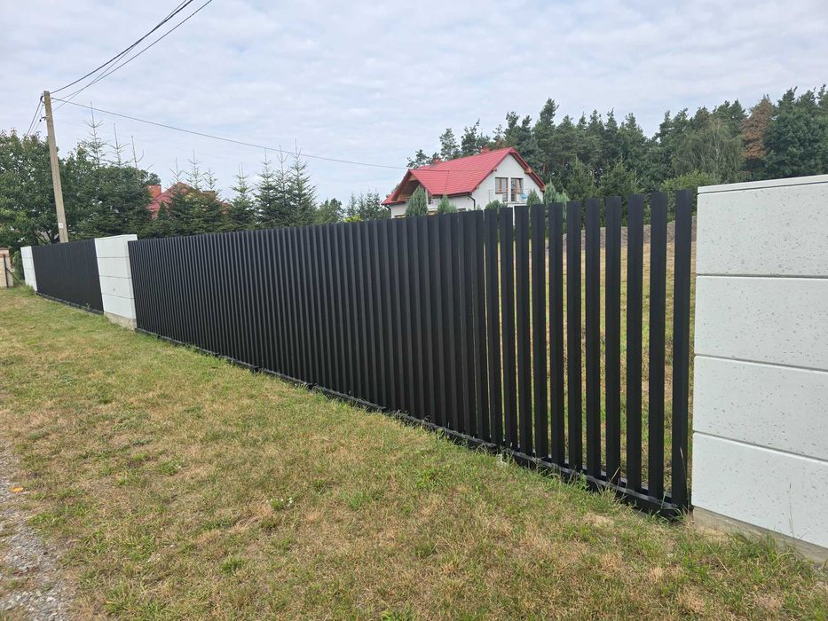 Ogrodzenie grzebieniowe nowoczesne ogrodzenie palisada pionowa