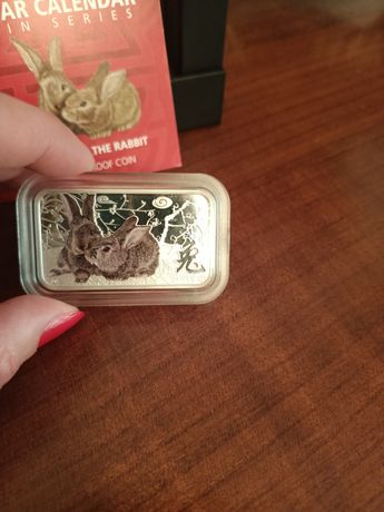 Прямокутна срібна монета "Рік кролика " 2011, 31, 1 грам
