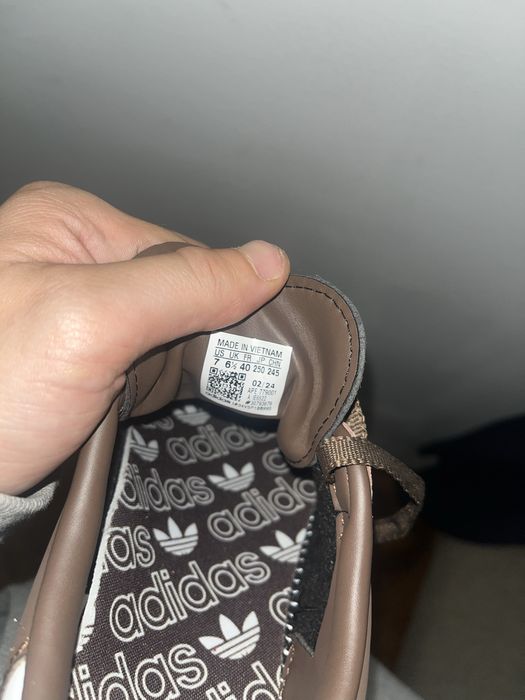 Adidss samba castanhas