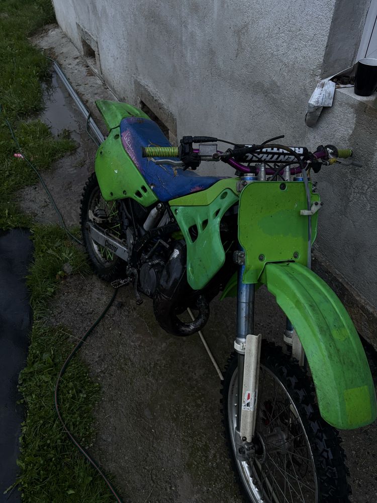 Kawasaki KX125 cross