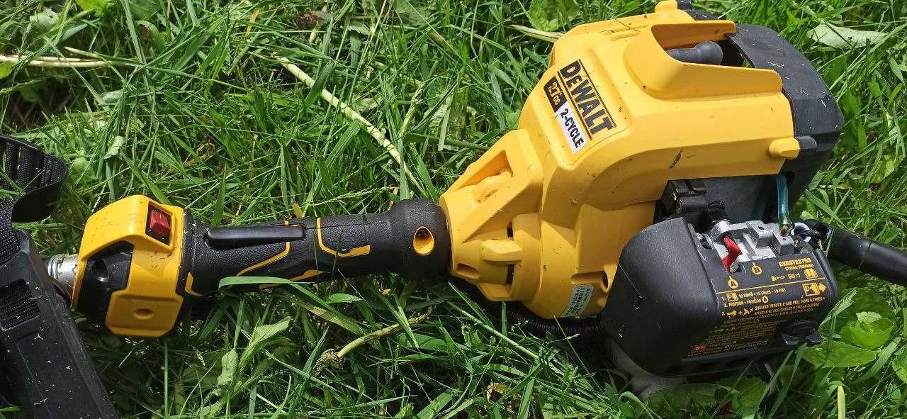 Коса бензиновая мотокоса триммер Dewalt DXGST227SS