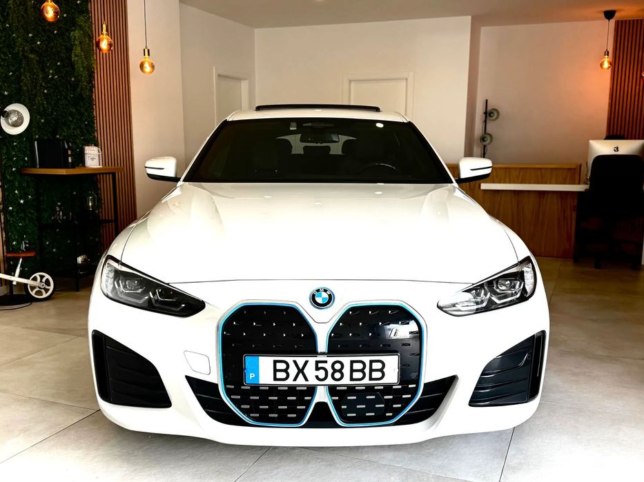 BMW i4 eDrive40 Pack Desportivo M
