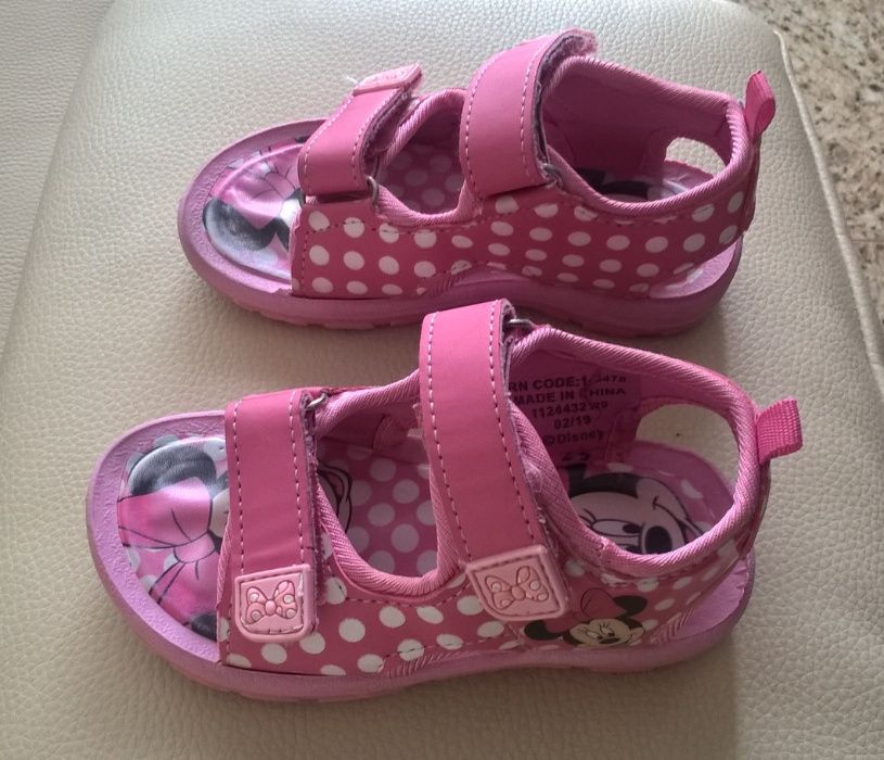 Sandálias Sapatilhas Puma Adidas Reebok Disney Mickey Minnie Decathlon