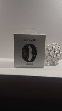 Czarny smartwatch Samsung  Galaxy Fit3 nowy