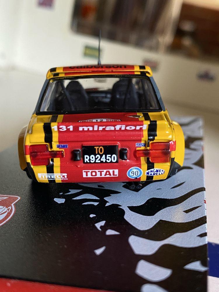 Miniatura Fiat 131 Abarth Michelle Mouton