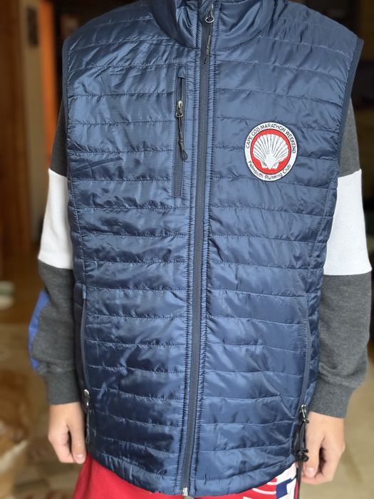 Продам новий чоловічий жилет