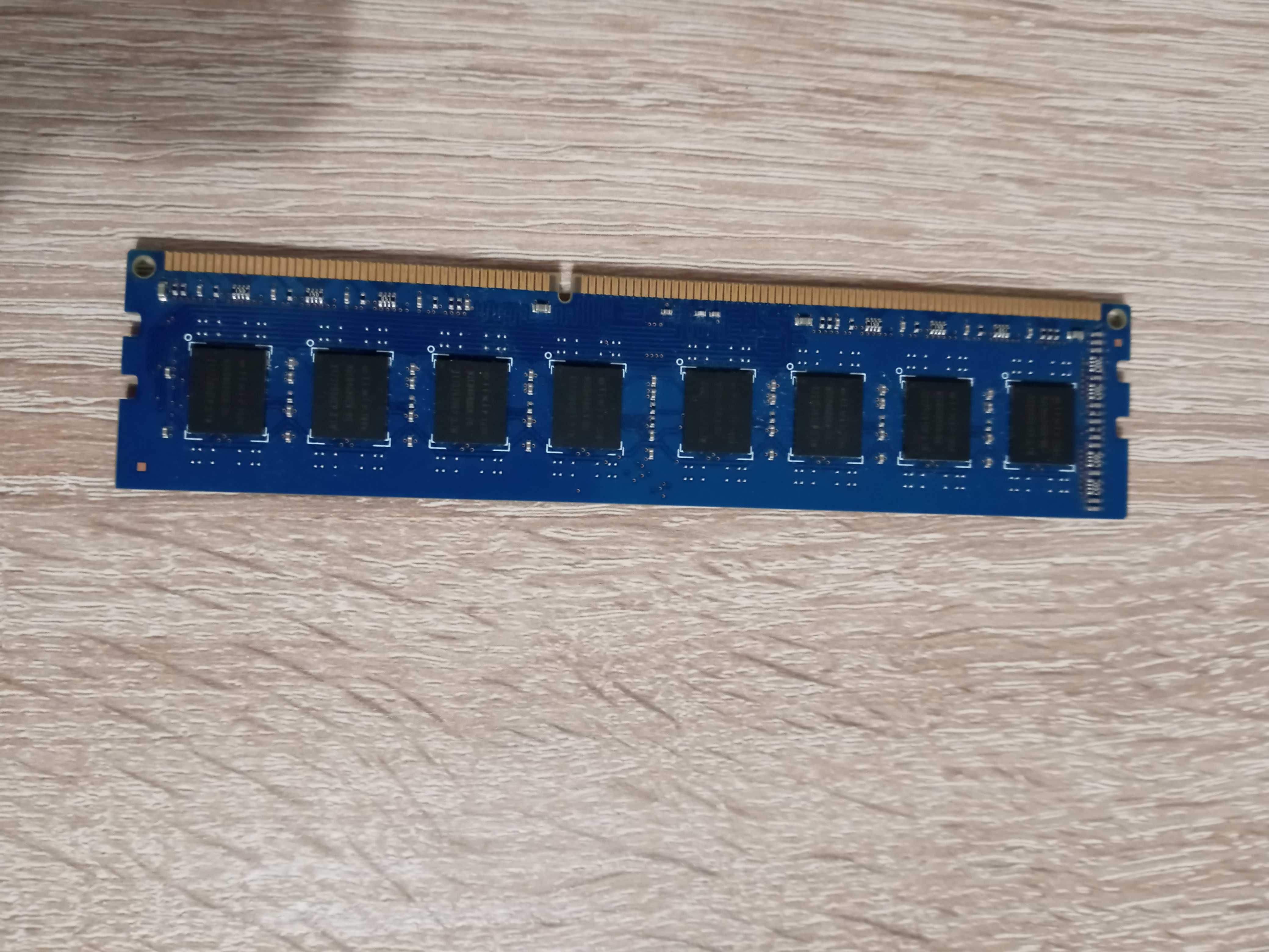 Elixir 8GB DDR3 1600mHz (M2X8G64CB8HC4N-DG)