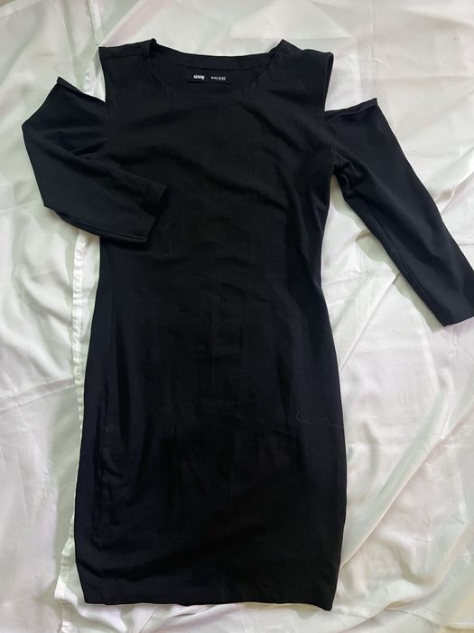 Czarna sukienka mini