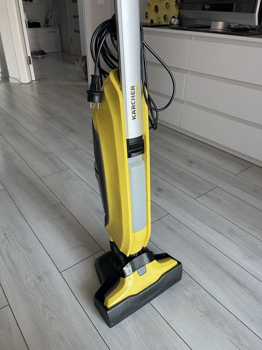 Пилосос Karcher , підлого мийна машина FC 5