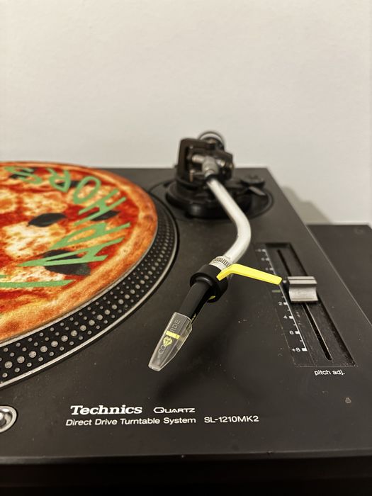Gira Discos Technics SL-1210 MKII