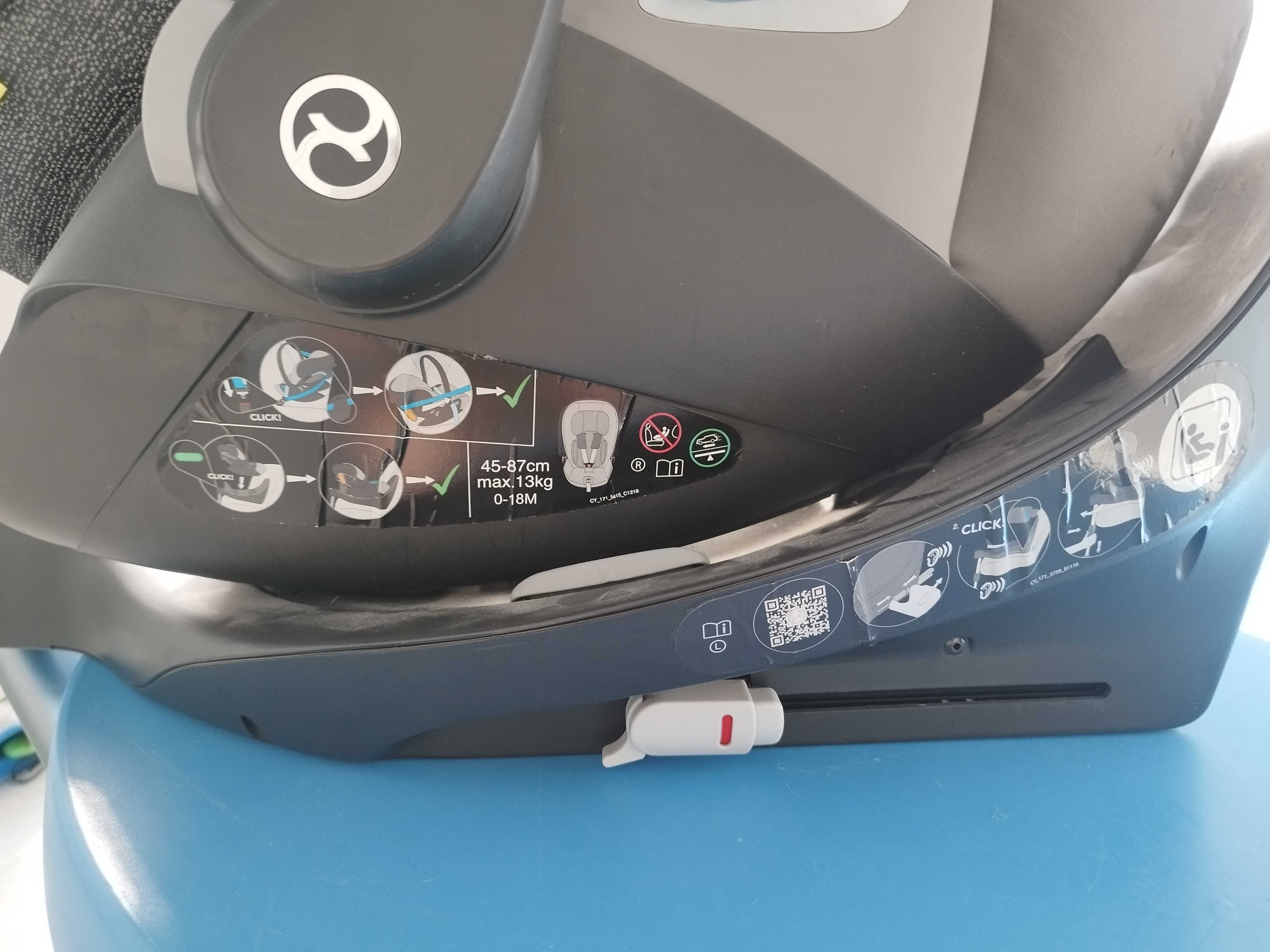 Cadeira Auto Cybex Cloud Z i-Size + Base Isofix Z + Adaptadores