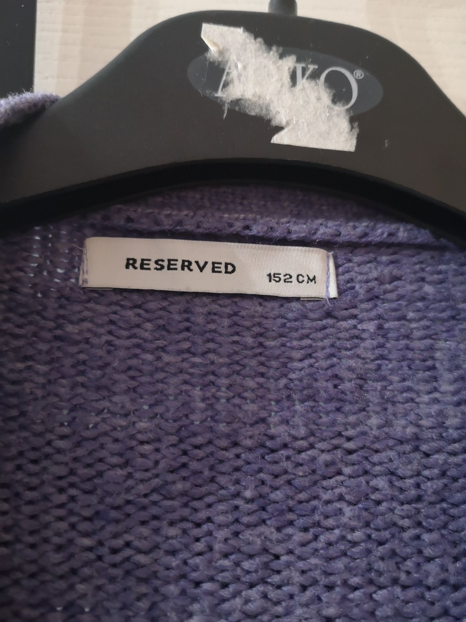 Fioletowy sweterek Reserved