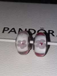 dwa charmsy Pandora murano