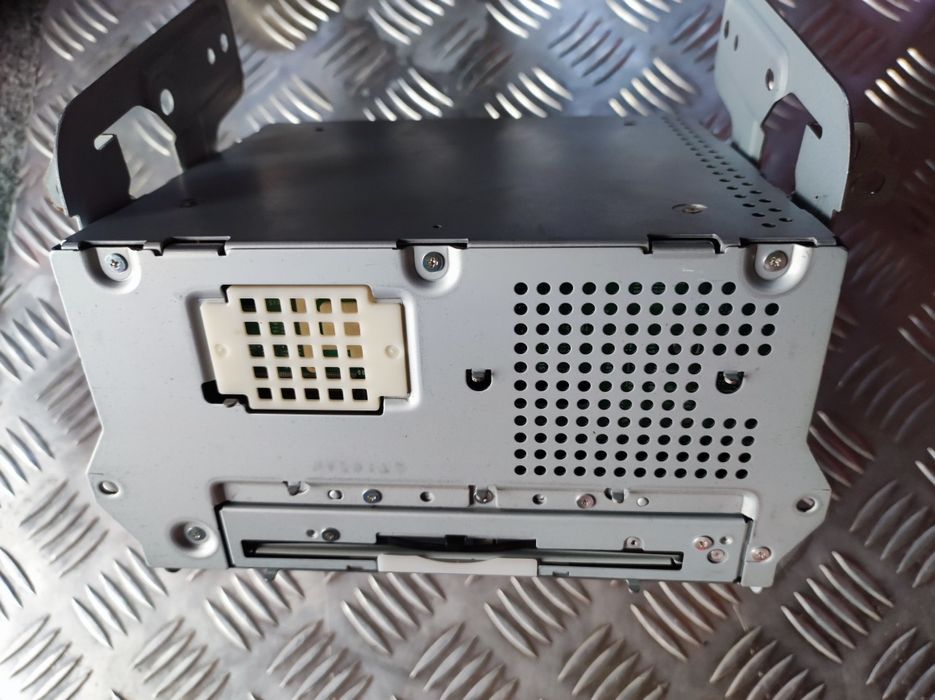 Zmieniarka  radio Nissan 370Z