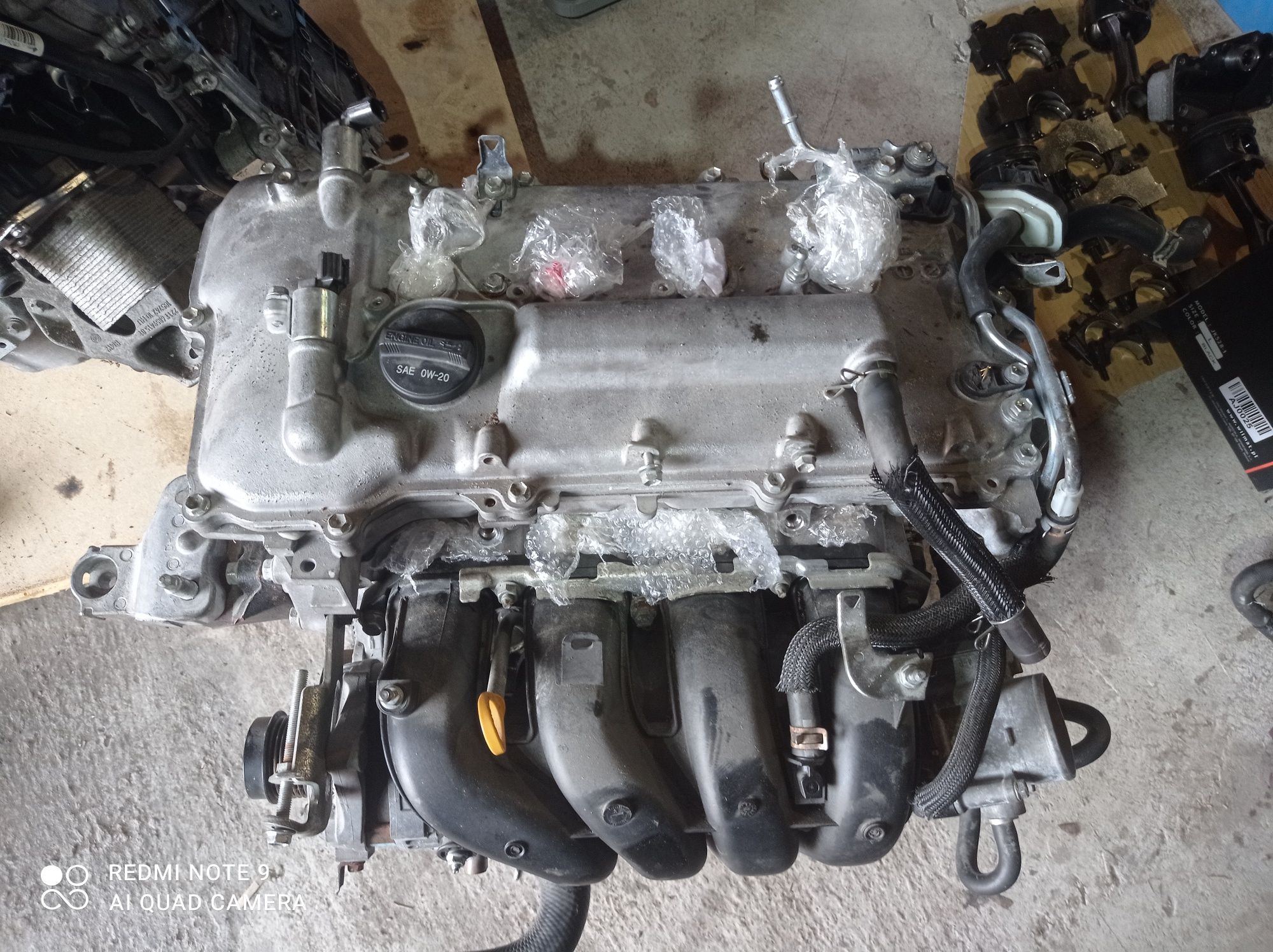 Toyota Corolla. Auris. Prius Silnik 1.8