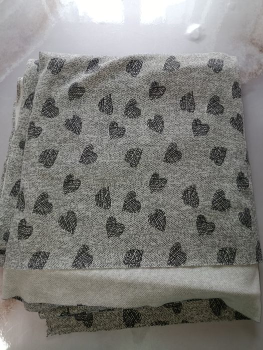 Трикотаж відріз сірий в сердечки