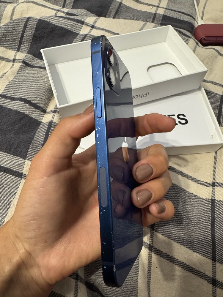 iPhone 12 на64гб