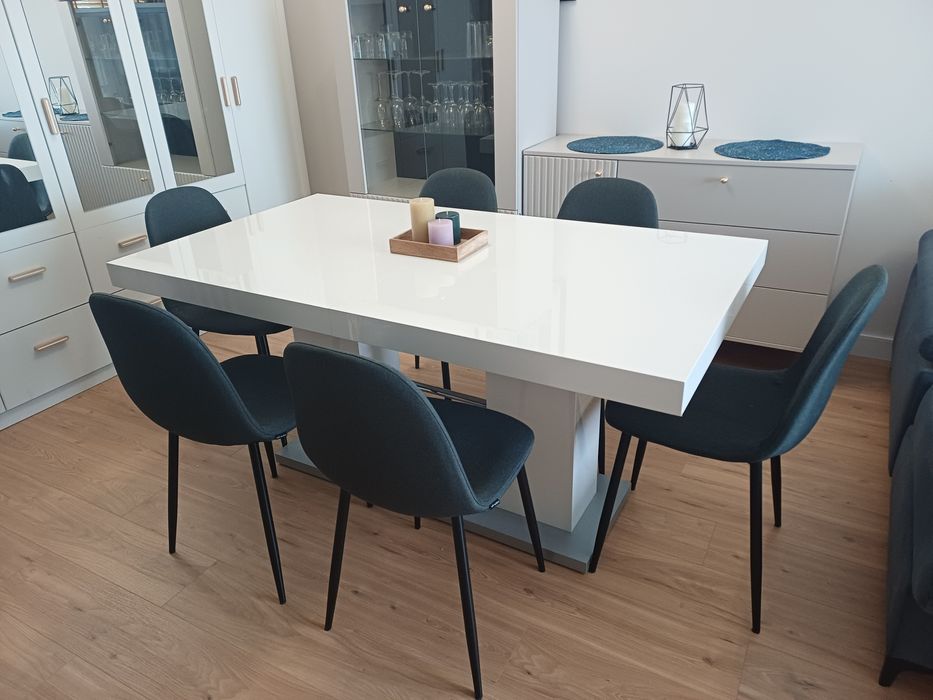 Stół rozkładany biały połysk