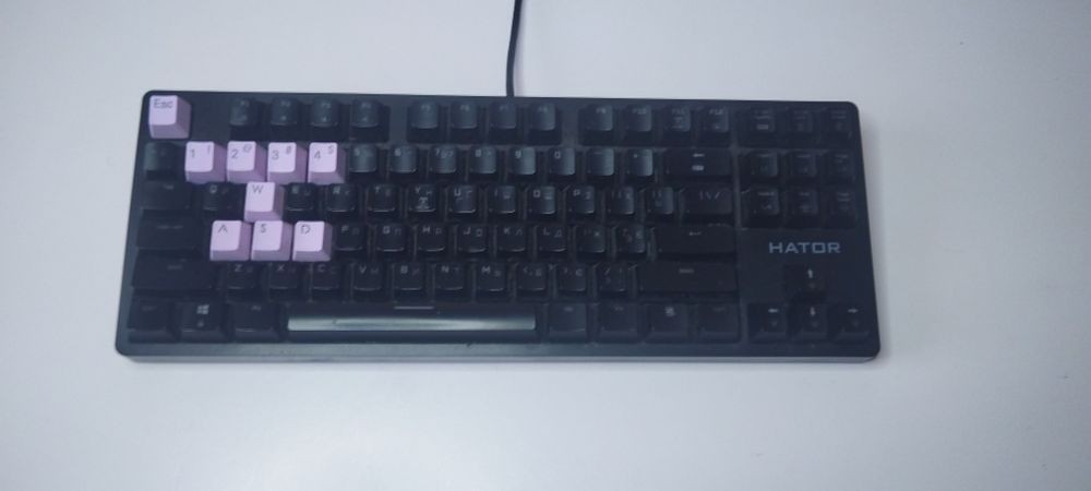 Hator rockfall evo tkl, 80%, чорні оптично-механічні свічі