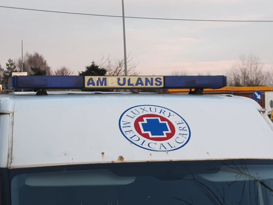 Sygnały świetlne, ostrzegawcze od karetki