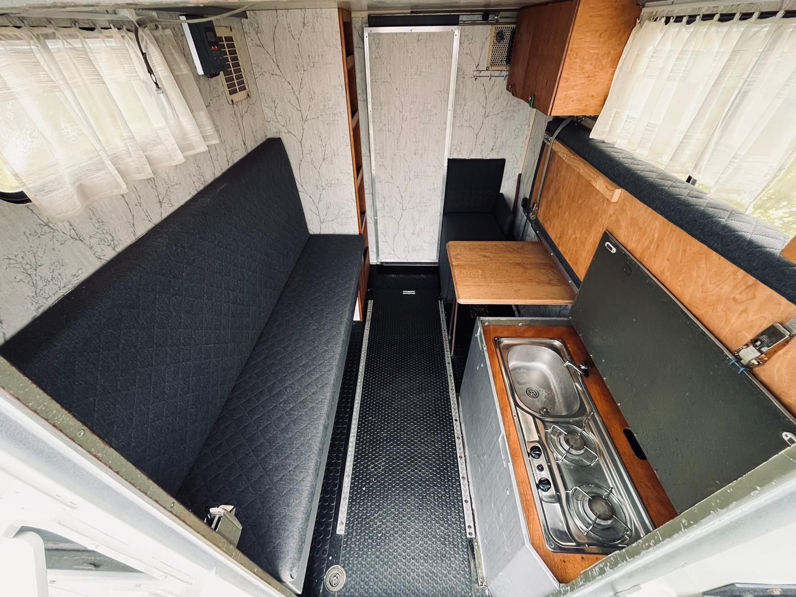 Kamper 4x4 wyprawowy