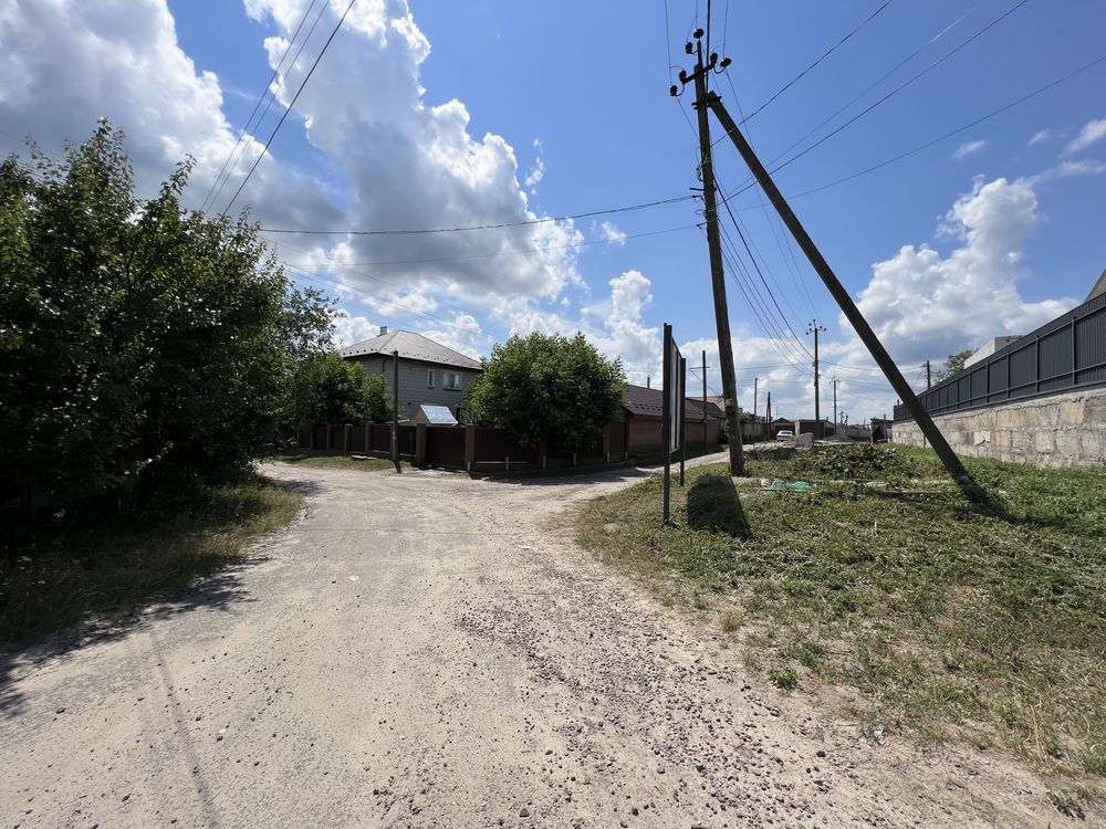 Продаж Таун Хаусів з газом та генераторами в закритому КМ м.Васильків