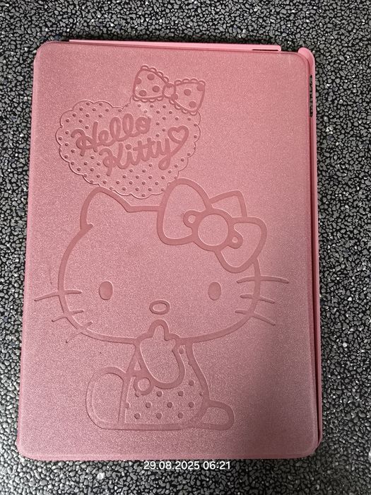 Etui pokrowiec na tablet apple iphone, helllo Kitty różowy,  niestety