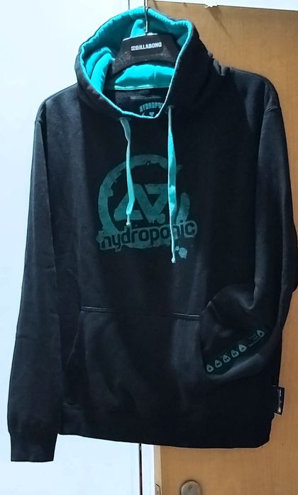 Sweat c/ capuz "Hidroponic"