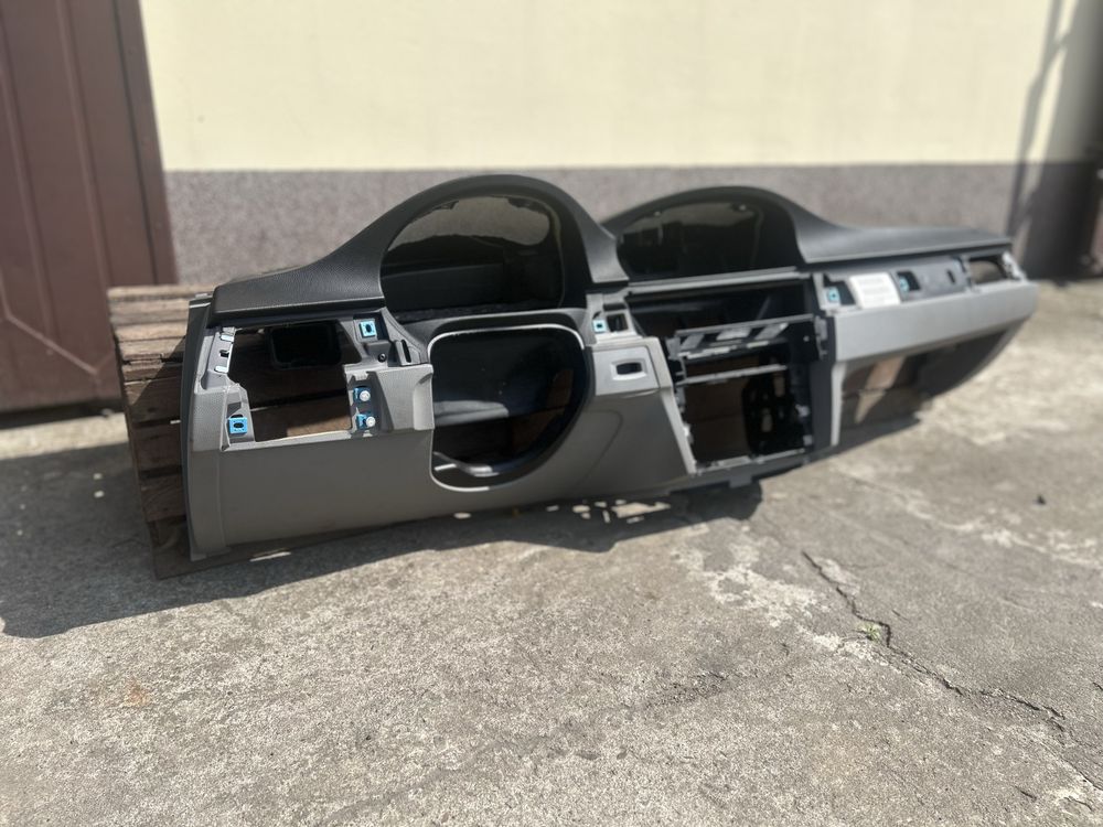 Deska rozdzielcza bmw e90 e91 kokpit pulpit szara wysylka sprawna