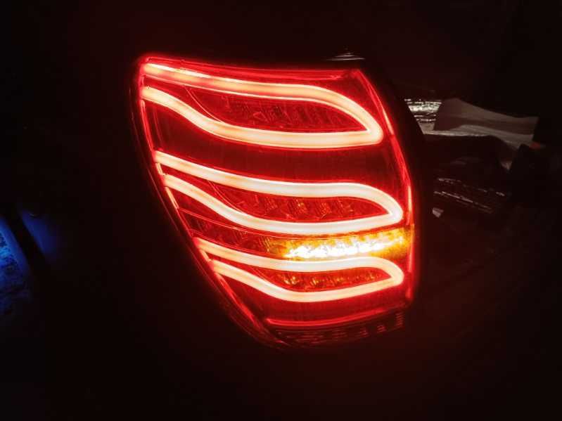 Lampa ledowo neonowa prawy,lewy tył Chevrolet captiva europa