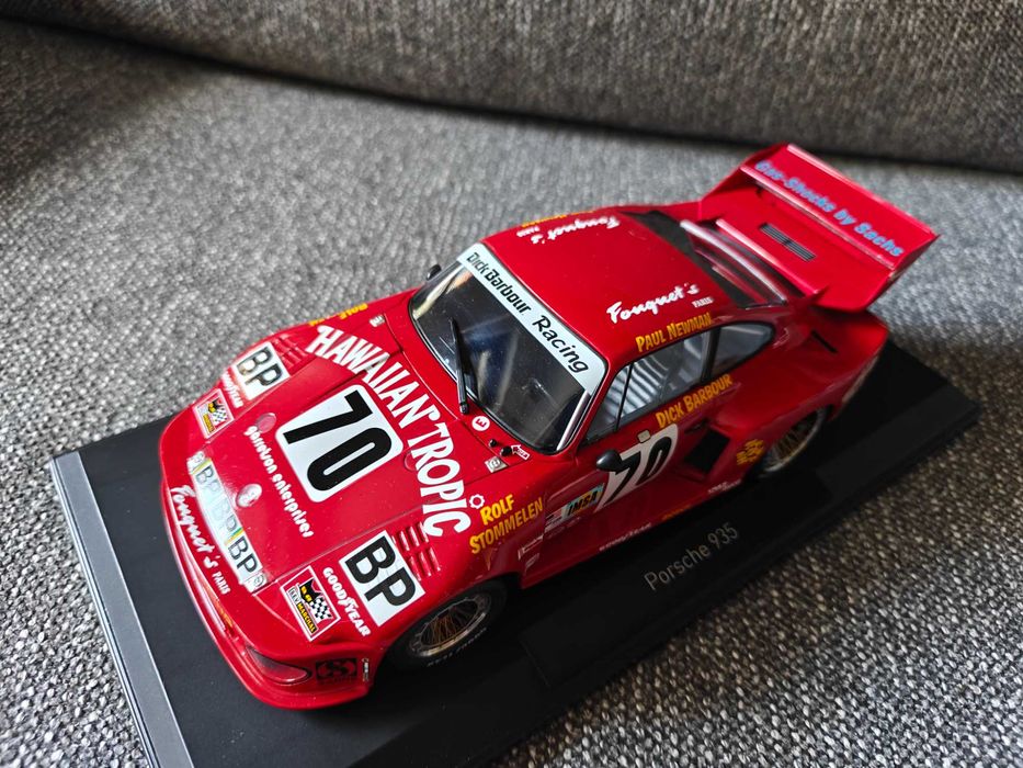 Norev 1:18 Porsche 935 Hawaiian Tropic nowy komplet box