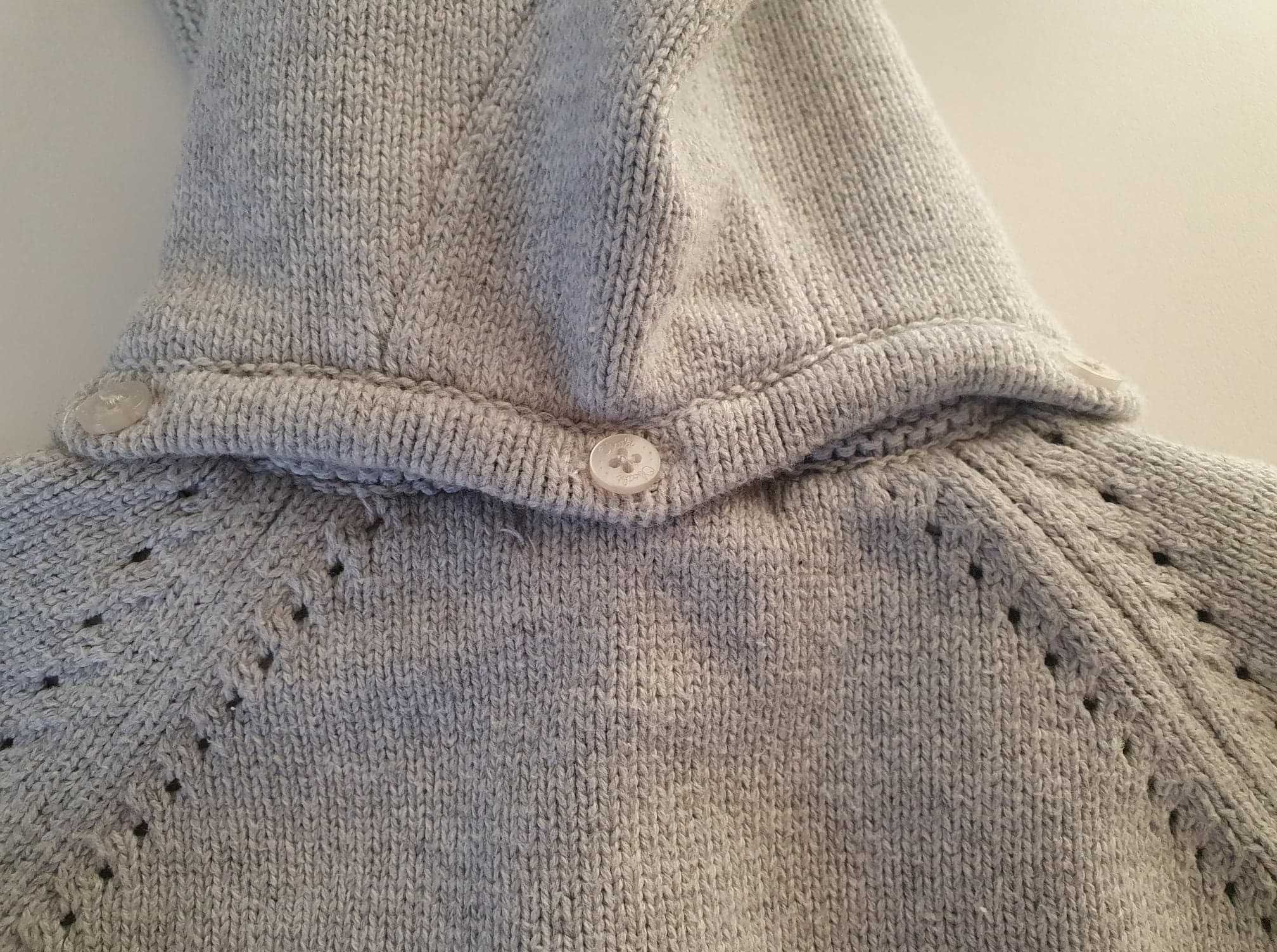 OKAIDI szary ciepły sweterek na suwak z odpinanym kapturem (86)